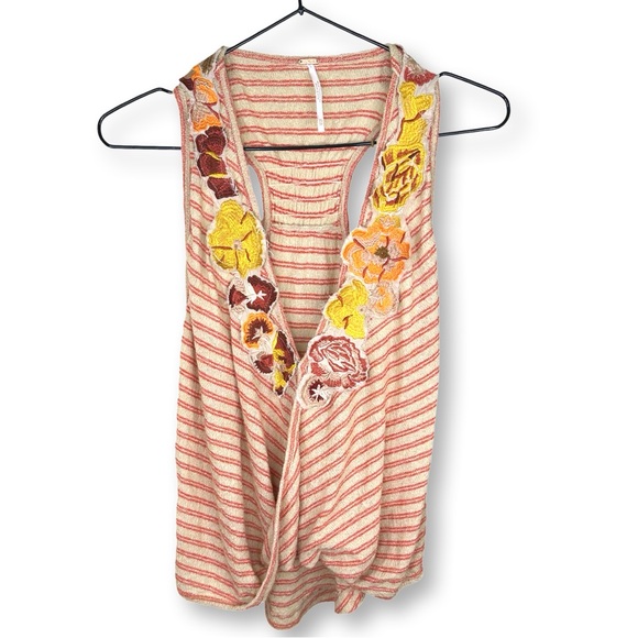 [ FREE PEOPLE ] Frida embellished floral surplice tank in red tank: XS: like new - Picture 5 of 10